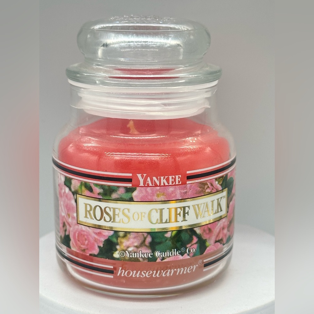 Yankee Candle Roses of Cliff Walk Baby Jar Candle unused Floral